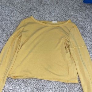 YELLOW SWEATERISH SHIRT LONG SLEEVE